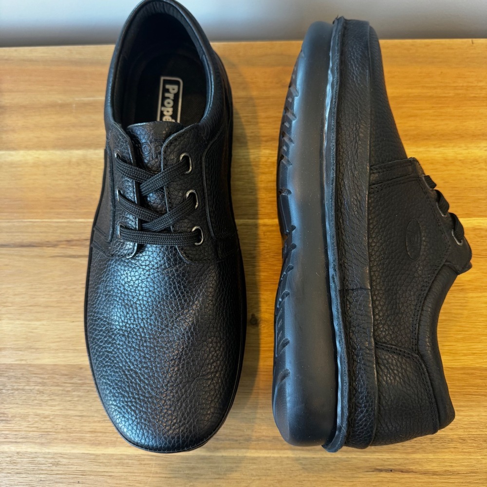 Propet Life Walker Men 12 XX 5E Wide Black Pebbled Leather Walking Shoes M4070